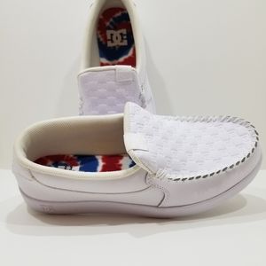 White Villian DC Shoes. Size 9. Excellent Conditio
